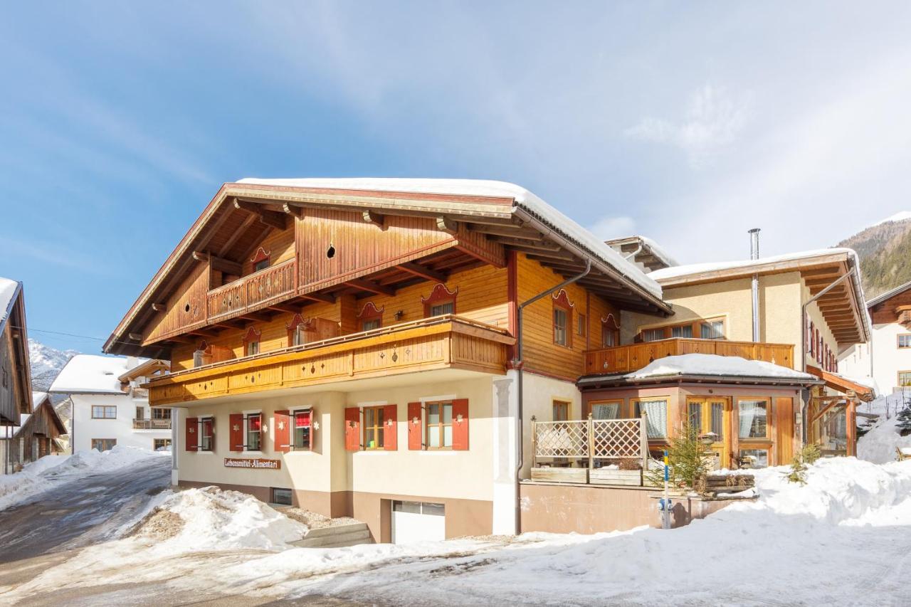 Residence Schneiderhof San Candido Exteriér fotografie