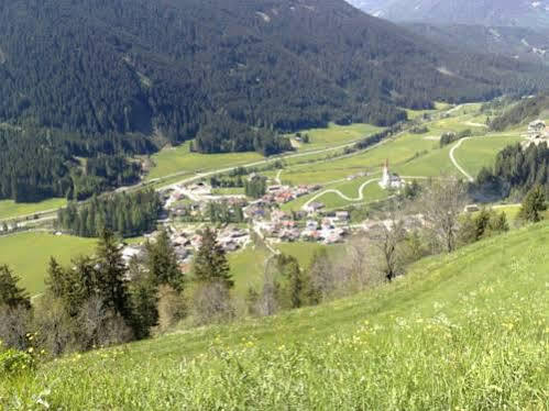 Residence Schneiderhof San Candido Exteriér fotografie